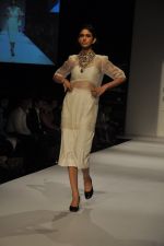 Model walk the ramp for House of Chic show at LFW 2013 Day 5 in Grand Haytt, Mumbai on 27th Aug 2013  (64).JPG